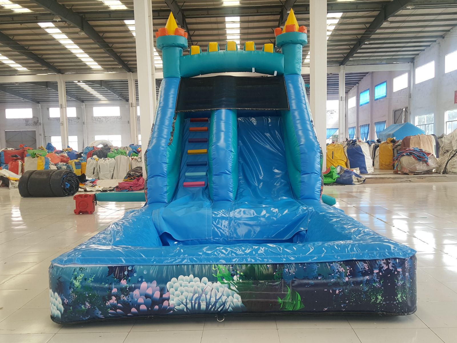 gonfiabile-acquarium-slide