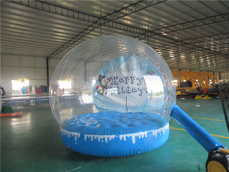 gonfiabili-natalizi-snow-globe